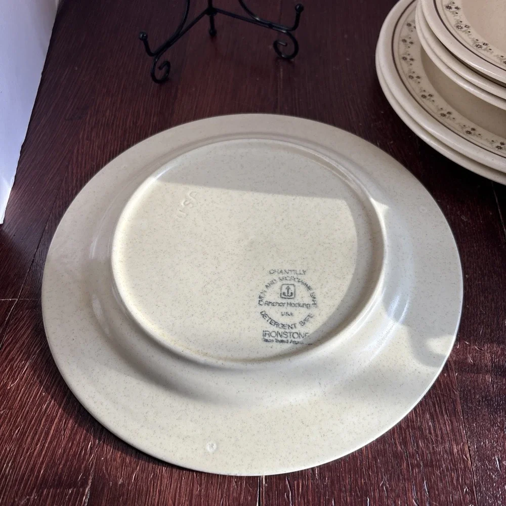 Unbranded vintage stoneware